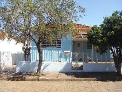 Casa para Locação, em Presidente Venceslau, bairro Vila Baruta, 3 dormitórios, 1 banheiro, 1 vaga